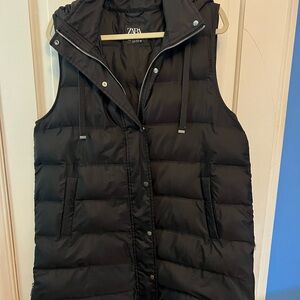 Zara Women's Black Puffer Vest
